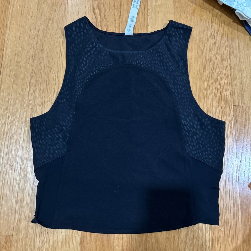 Black lululemon tank top